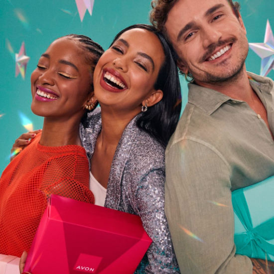 Haz tu Navidad más radiante con Avon